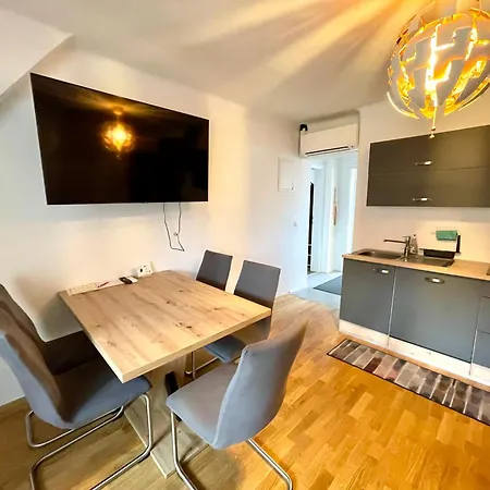 Cosy & - Wohnen Naehe Der Stadthalle Apartment *